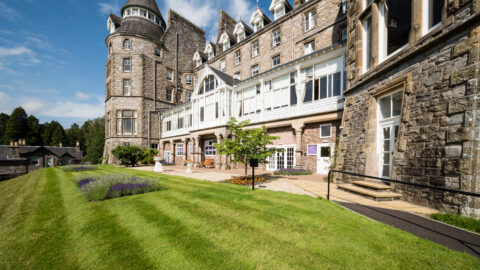 dwb19_athollpalace_gardens_034