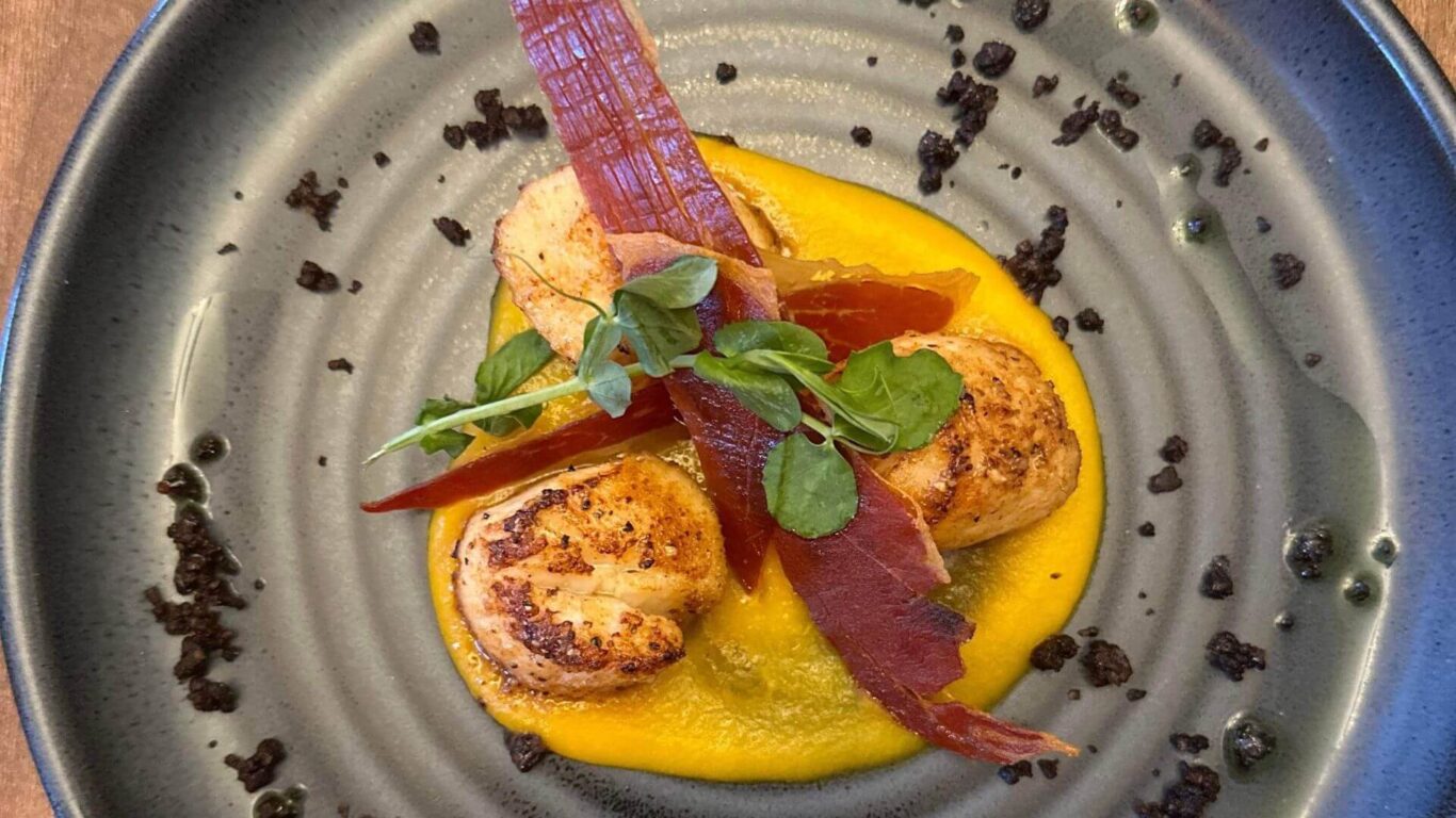 Dining at The Lounge Scotlands