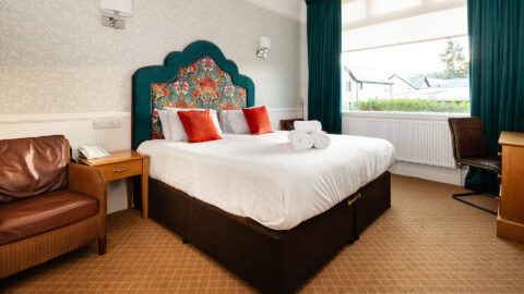 Scotlands Double-Deluxe-Room-3