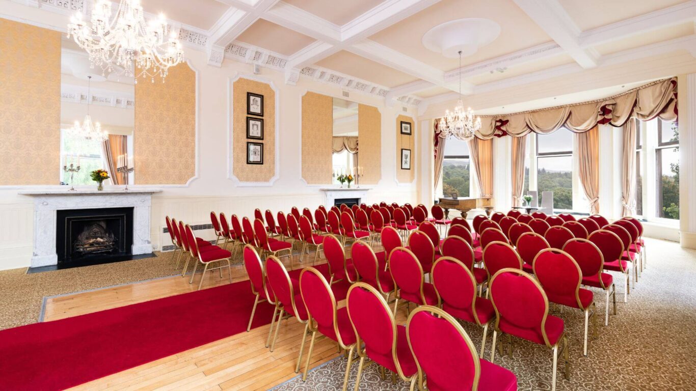 Atholl-Palace-The-Bow-Lounge