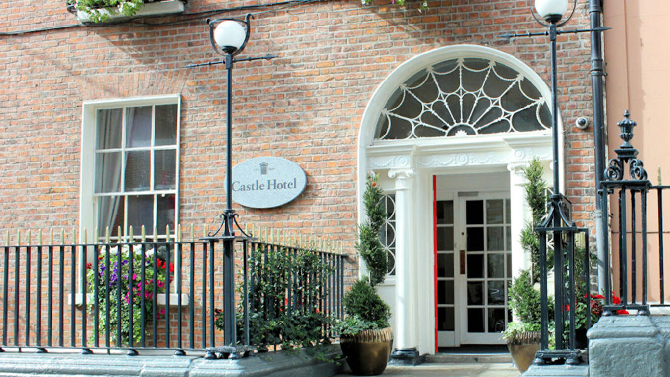 The-Castle-Hotel,-Dublin